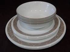 Plastic Dinnerware